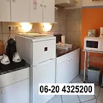 In The Center Of -free Garage Parking Apartment *