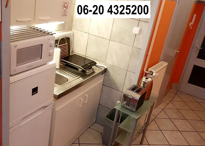 Appartement In The Center Of -free Garage Parking Budapest