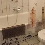 Appartement In The Center Of -free Garage Parking Budapest
